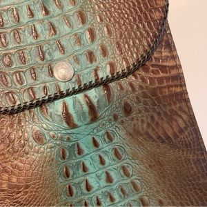 Billfold Alligator Cross Body Purse Suede